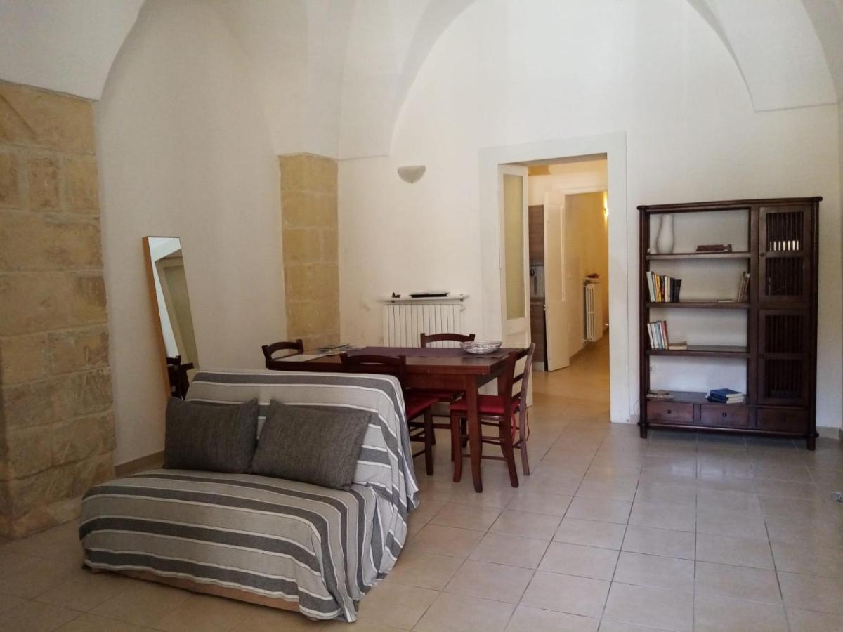 דירות לצ'ה Piazzetta Acquaviva מראה חיצוני תמונה